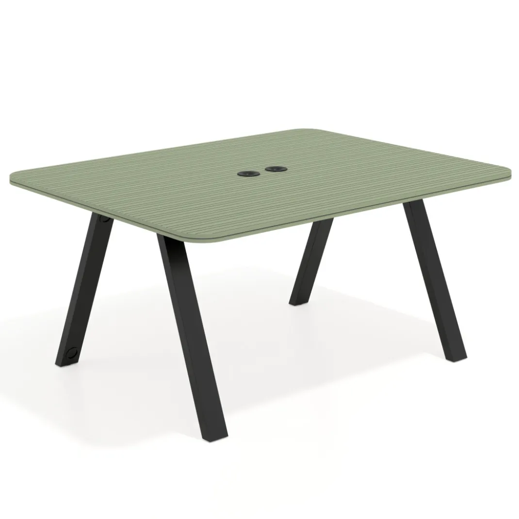Mesa de oficina doble UvePro fondo 126, cantos redondeados, estructura negra