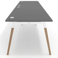 Mesa de oficina en continuidad Arki doble, patas de madera, fondo 100cm