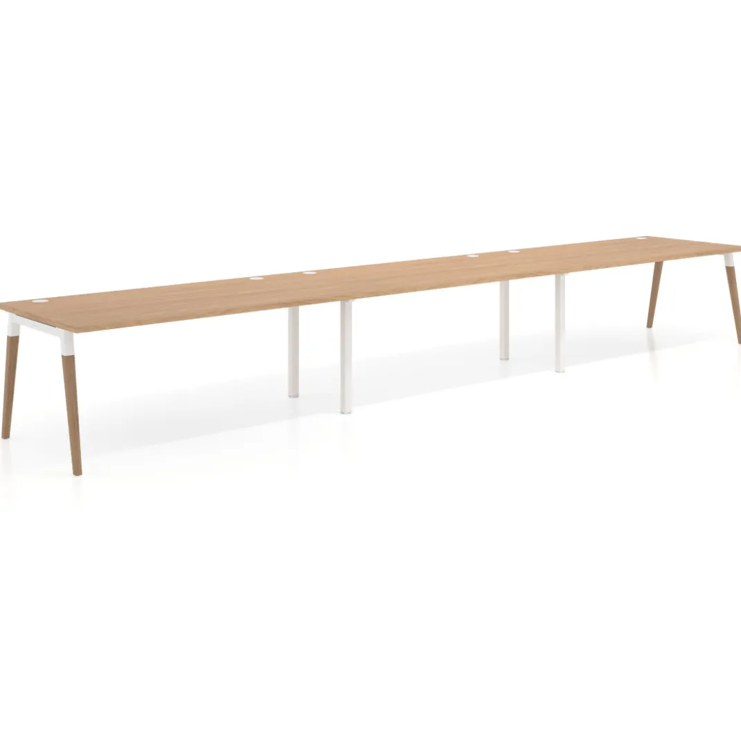 Mesa de oficina en continuidad Arki triple, patas de madera, fondo 100cm