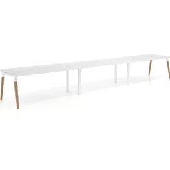 Mesa de oficina en continuidad Arki triple, patas de madera, fondo 100cm