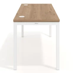 Mesa de oficina Kube fondo 68cm estructura blanca