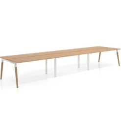 Mesa de oficina multipuesto Arki triple, fondo 126 cm, patas de madera