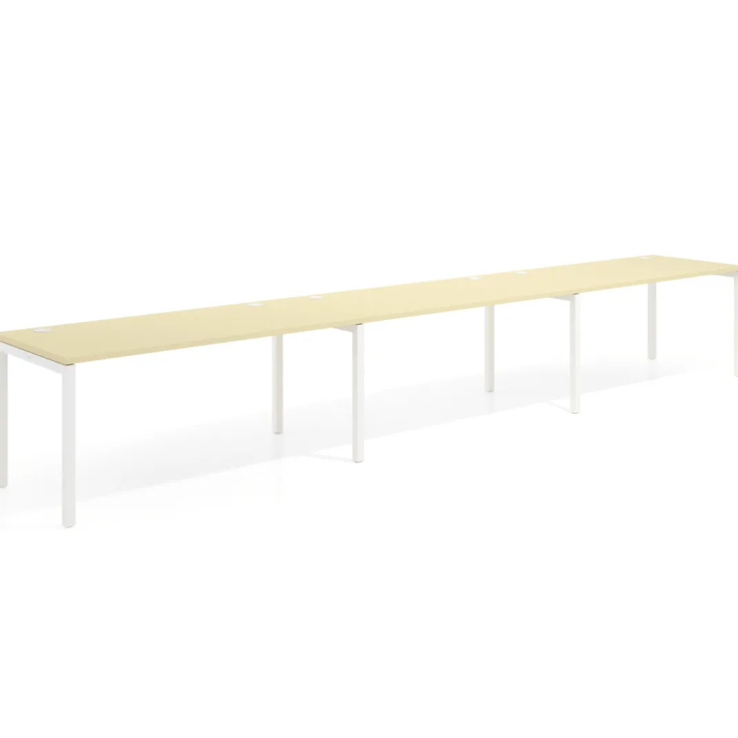 Mesa de oficina progresiva triple Kube, fondo 80cm, estructura blanca
