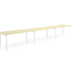 Mesa de oficina progresiva triple Kube, fondo 80cm, estructura blanca