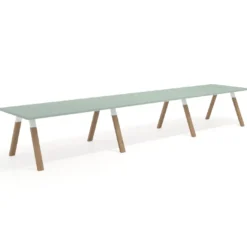 Mesa de oficina progresiva UvePro triple, fondo 100cm, estructura blanca, patas de madera