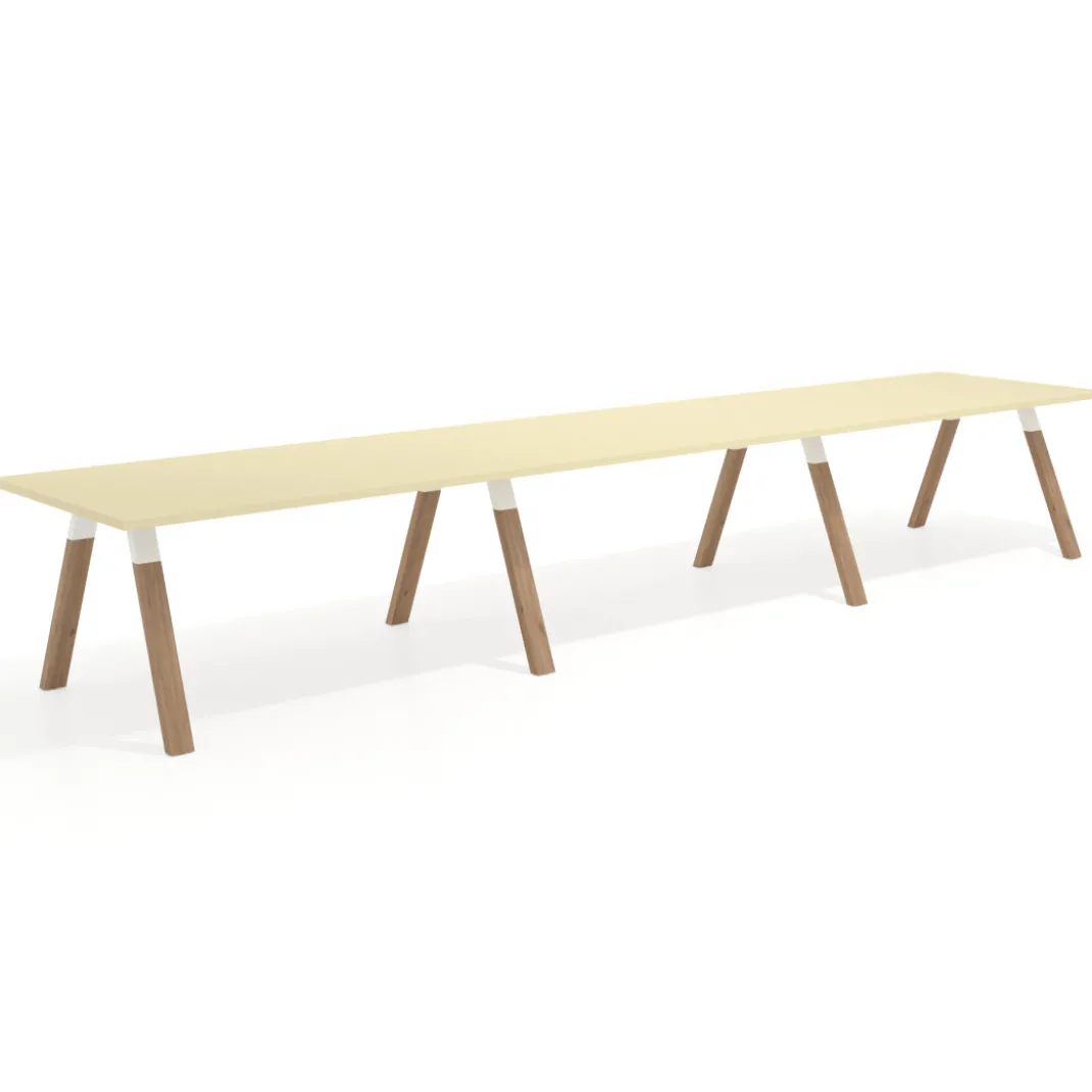 Mesa de oficina progresiva UvePro triple, fondo 100cm, estructura blanca, patas de madera
