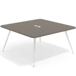 Mesa de reuniones Tekno, fondo 160, patas aluminio inyectado, estructura cromada