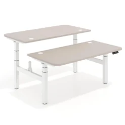 Mesa Multipuesto Elevable eléctrica Erghos Motion Pro estructura blanca 2 cantos curvos