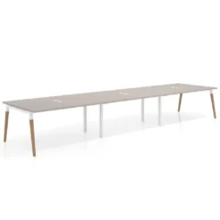 Mesa para reuniones Arki triple con fondo 126 cm, coworking, sobre recto
