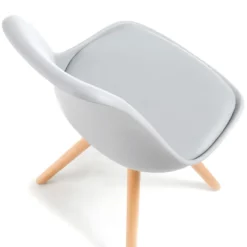 Silla confidente de diseño Nordic, patas de madera