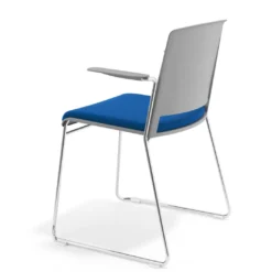 Silla Confidente tapizada con brazos Lotus