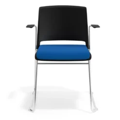 Silla Confidente tapizada con brazos Lotus