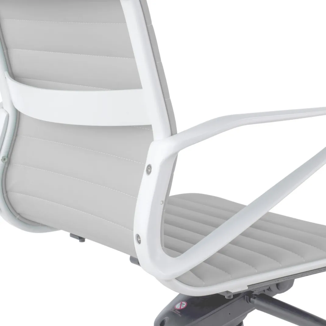 Sillón oficina Diseño Forli, estructura blanca, respaldo bajo, ecopiel