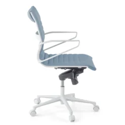 Sillón oficina Diseño Forli, estructura blanca, respaldo bajo, ecopiel